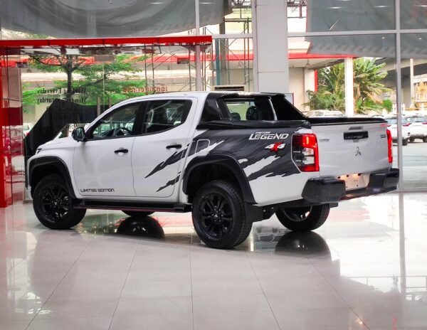 Truck Bed Guard for Toyota Ridgeline Navara NP300 - Waterproof Cover